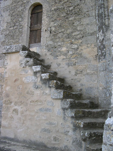Porte et escalier